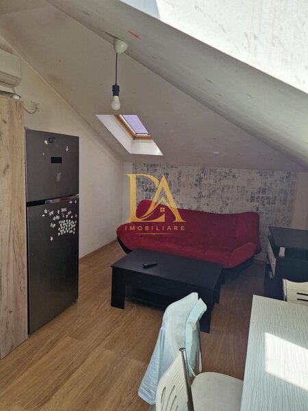 Tineretului 37i, Militari Residence, 40.000 €, 35 mp, mansarda.